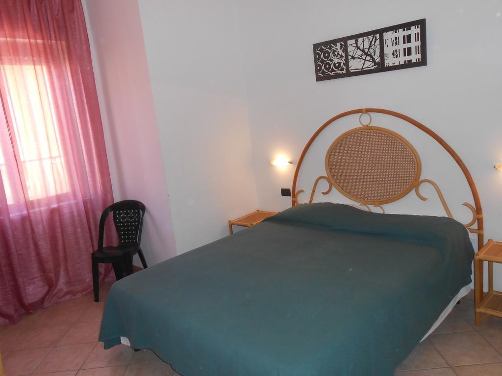 Albergo Il Terrazzino Vibo Valentia Marina Zimmer foto